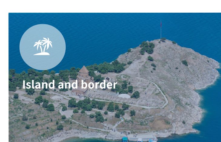 Island and border site powered by a solar power container